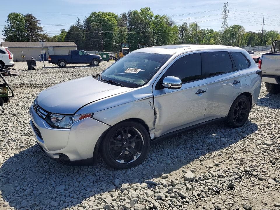 2014 Mitsubishi Outlander SE