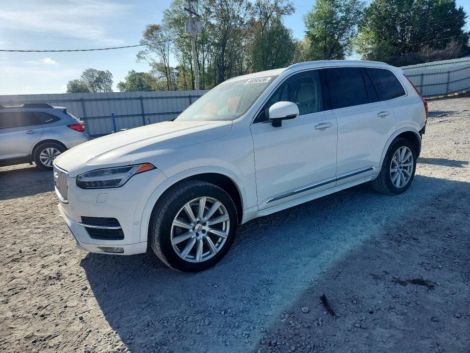 2016 Volvo XC90 T6