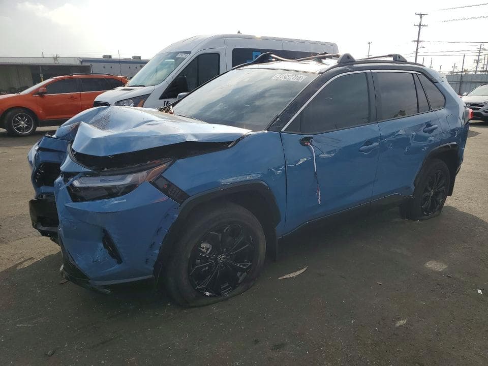 2025 Toyota RAV4 XSE