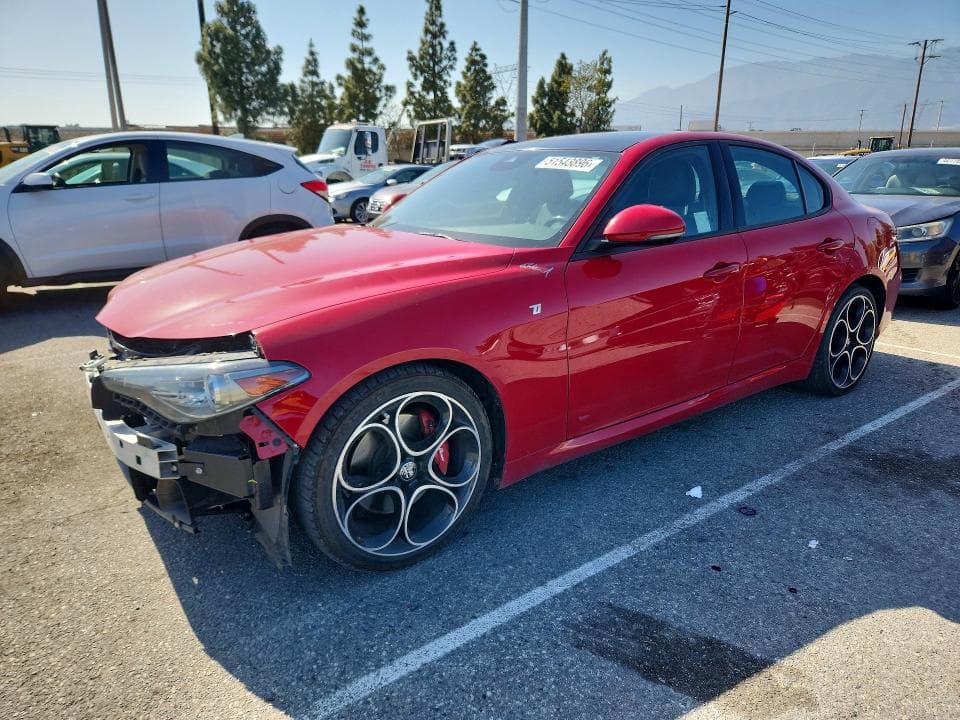 2022 Alfa Romeo Giulia Super
