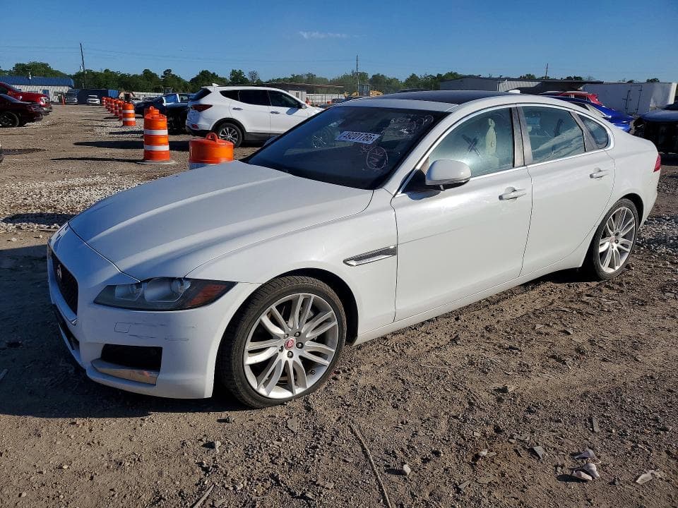 2016 Jaguar XF Prestige
