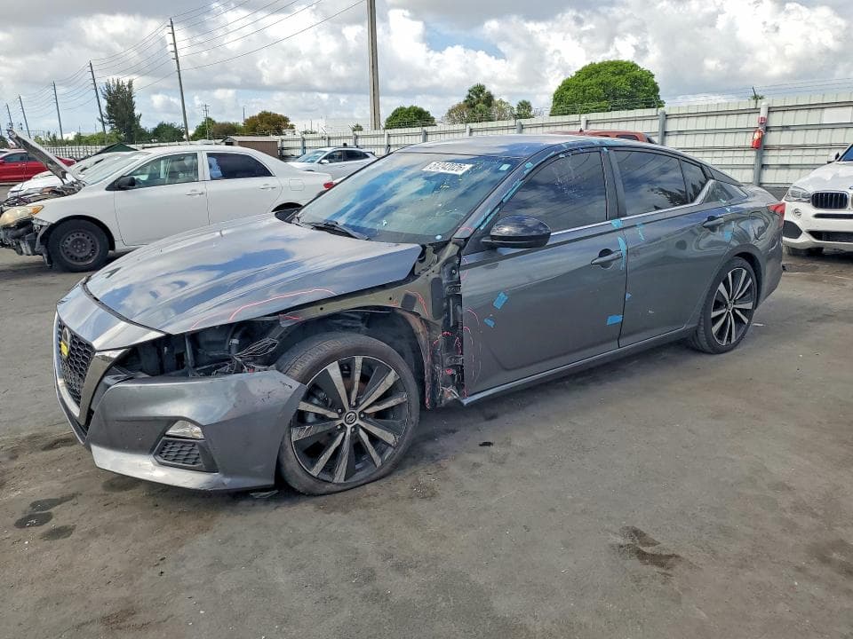 2019 Nissan Altima SR