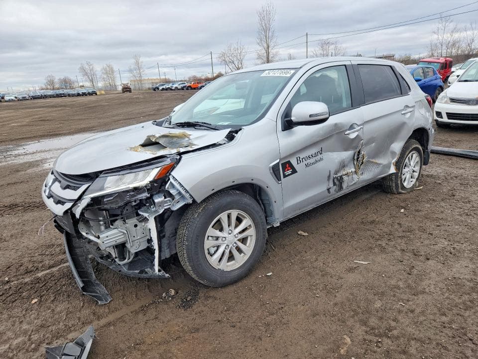 2026 Mitsubishi RVR SE