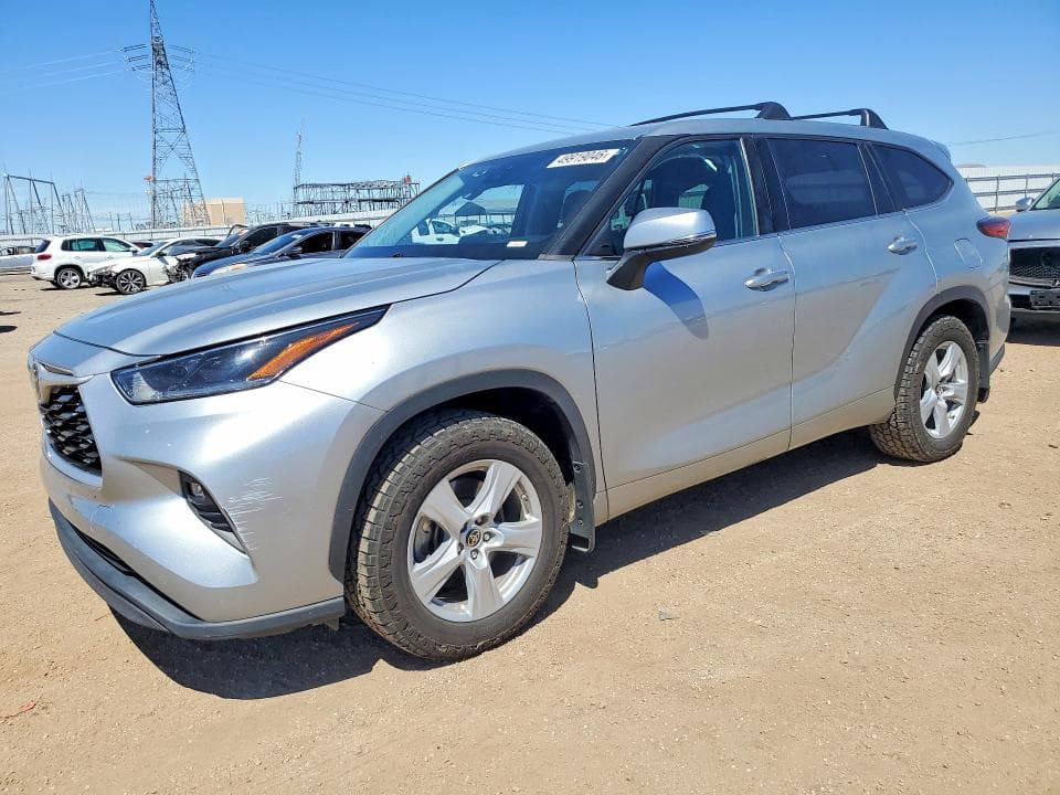 2021 Toyota Highlander LE