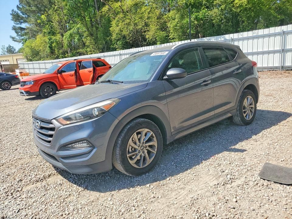 2016 Hyundai Tucson SE