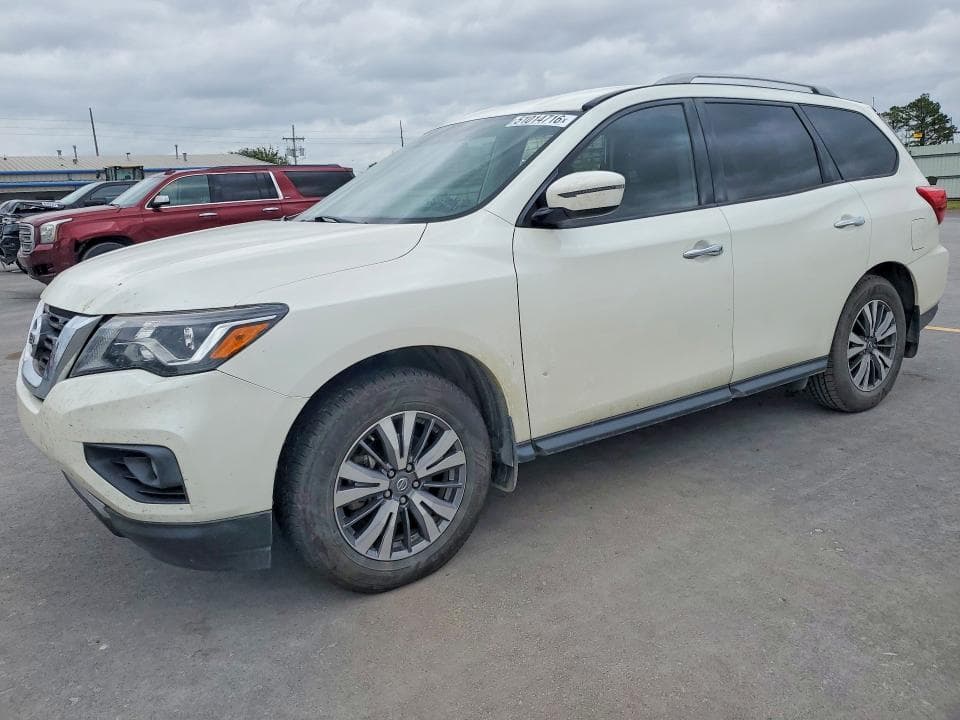 2020 Nissan Pathfinder SV