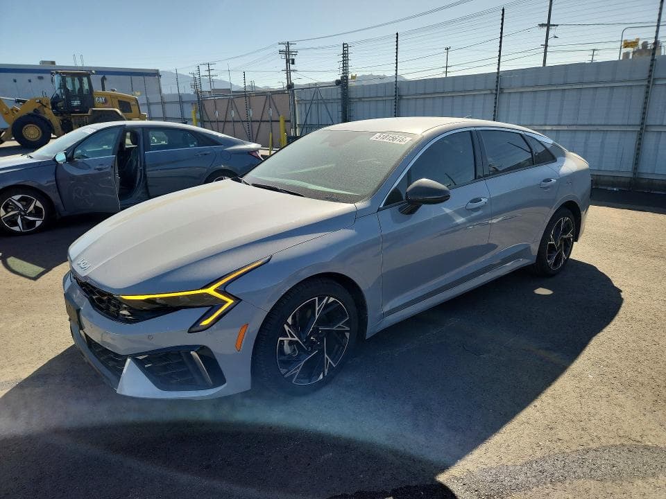 2025 KIA K5 GT Line