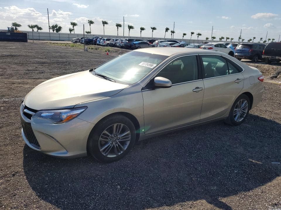2017 Toyota Camry SE