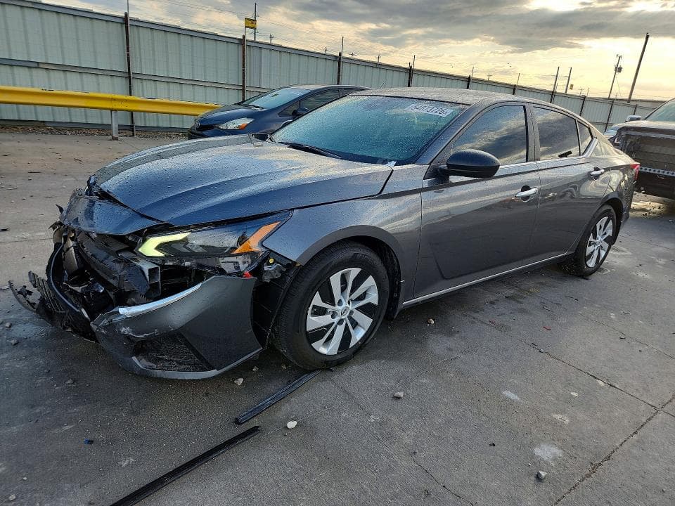 2025 Nissan Altima S