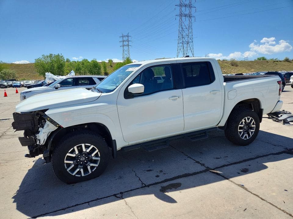 2022 Nissan Frontier SV