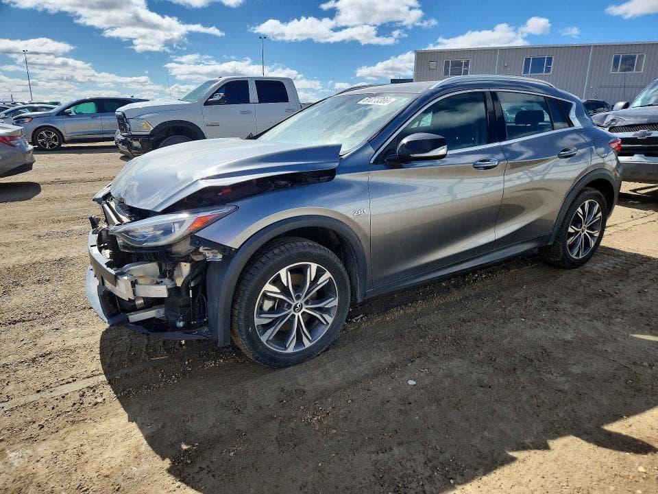 2017 Infiniti QX30 Luxury