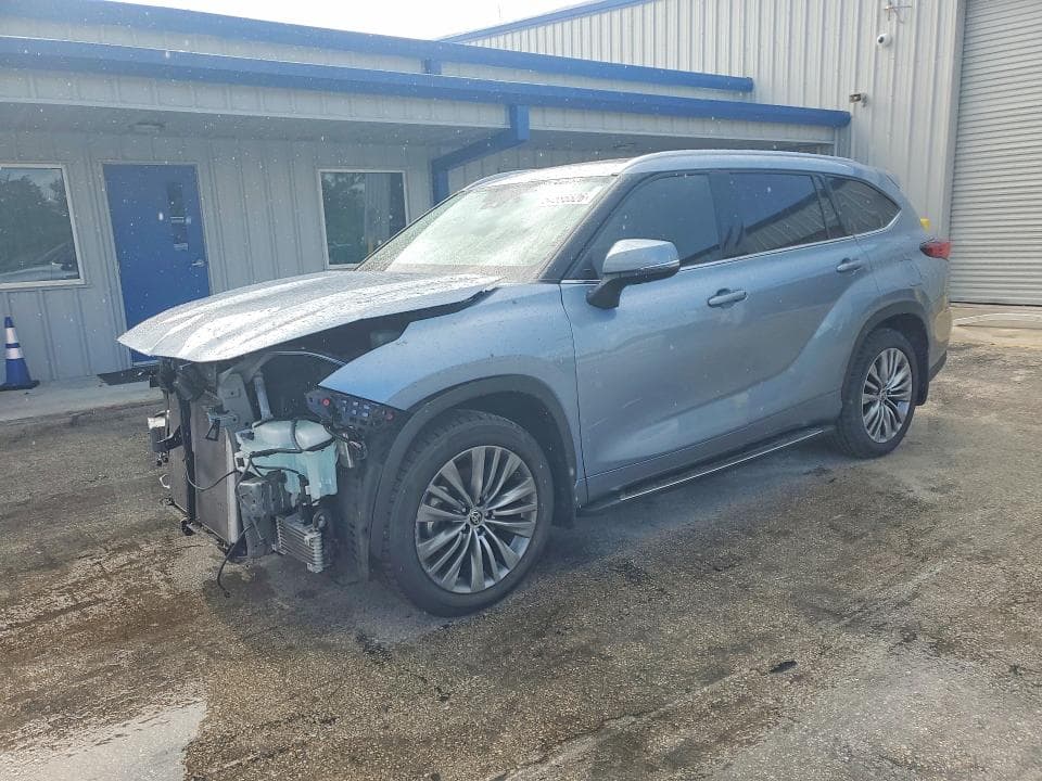 2021 Toyota Highlander Platinum