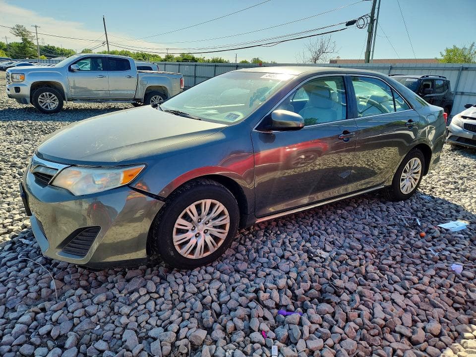 2013 Toyota Camry LE
