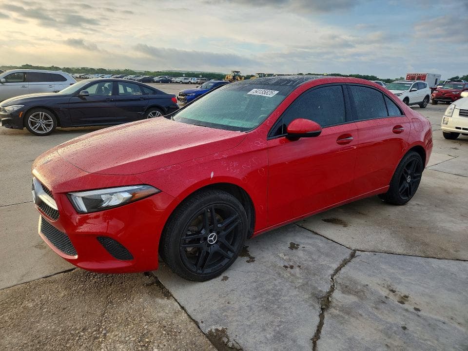 2019 Mercedes-Benz A 220