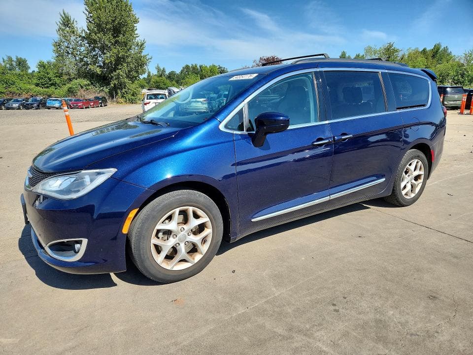 2017 Chrysler Pacifica Touring L