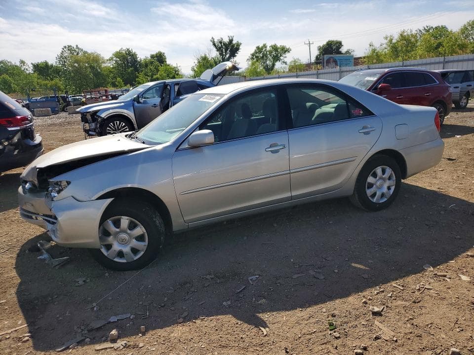 2004 Toyota Camry LE