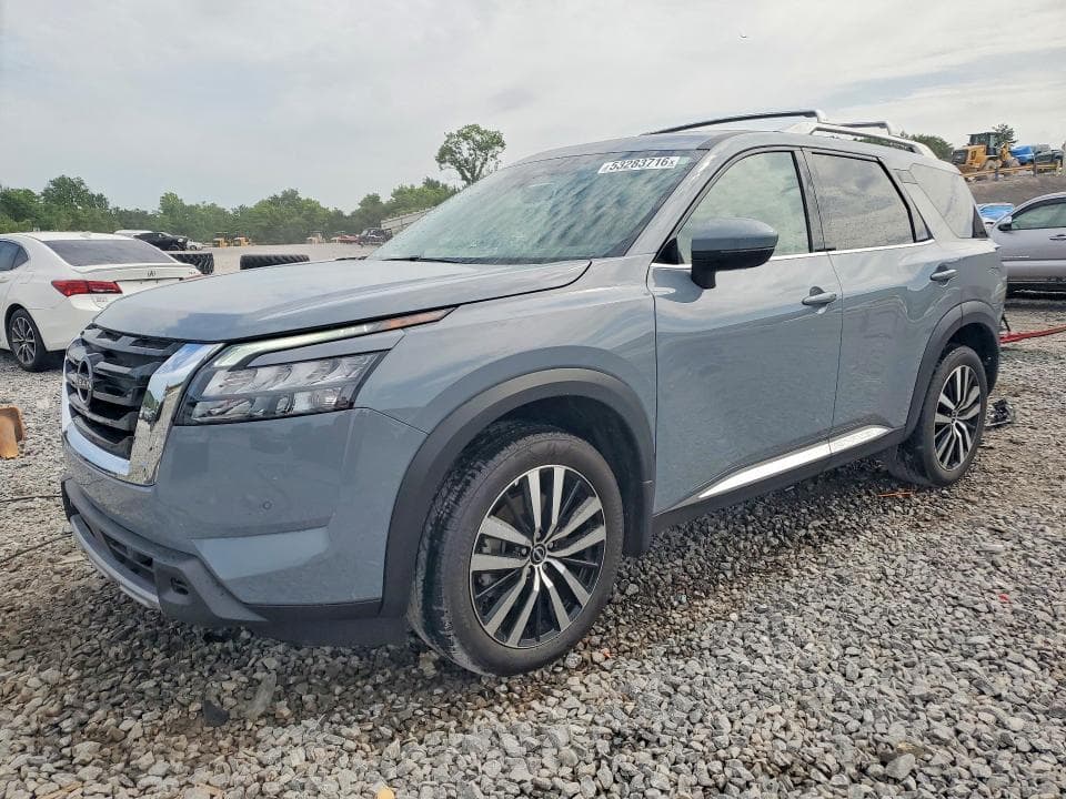 2025 Nissan Pathfinder Platinum