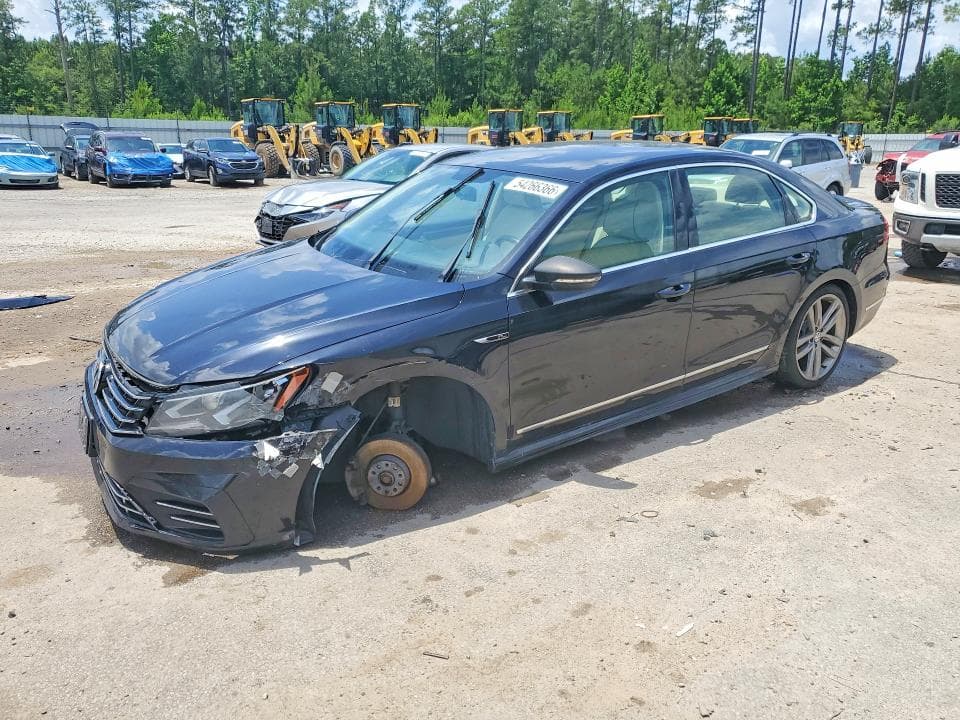 2017 Volkswagen Passat R-Line