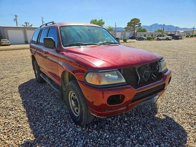 2003 Mitsubishi Montero Sport ES