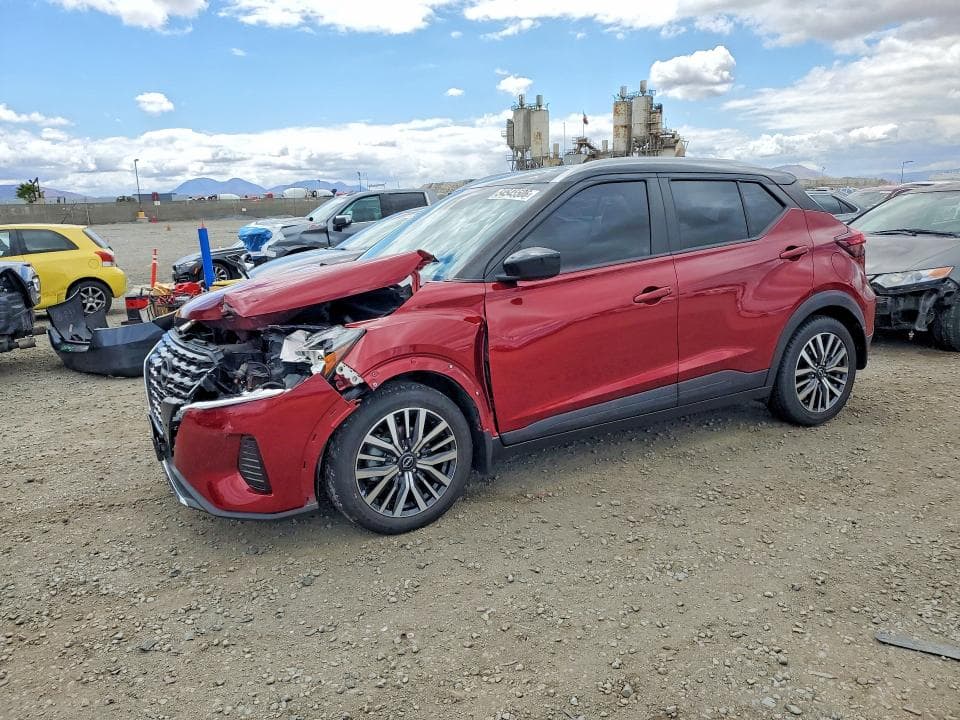 2022 Nissan Kicks SV