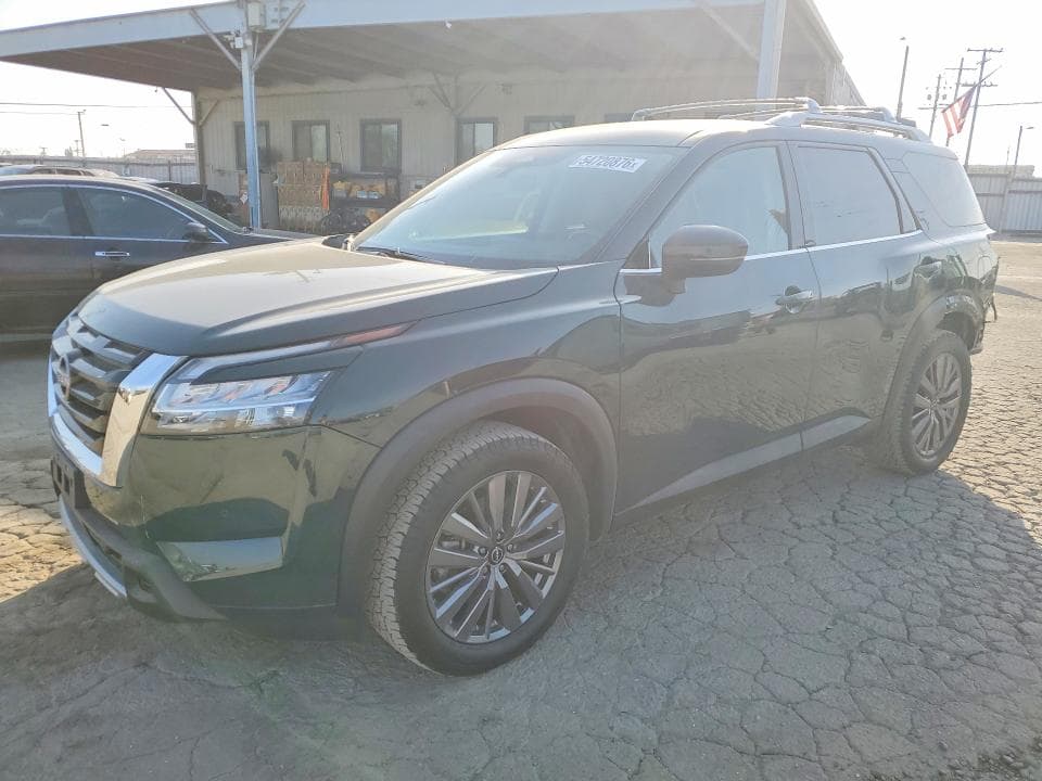 2023 Nissan Pathfinder SL