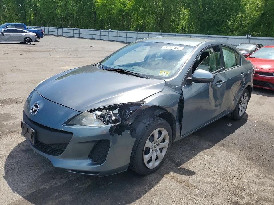 2013 Mazda 3 I