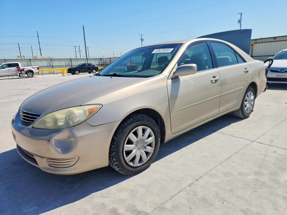 2005 Toyota Camry LE