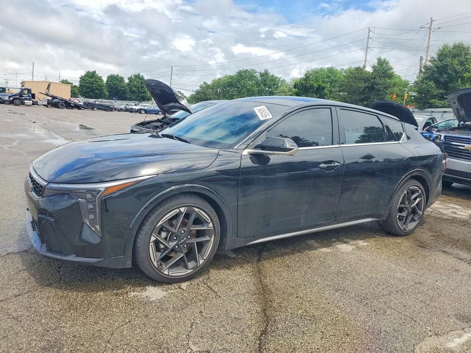2026 KIA K4 GT Line