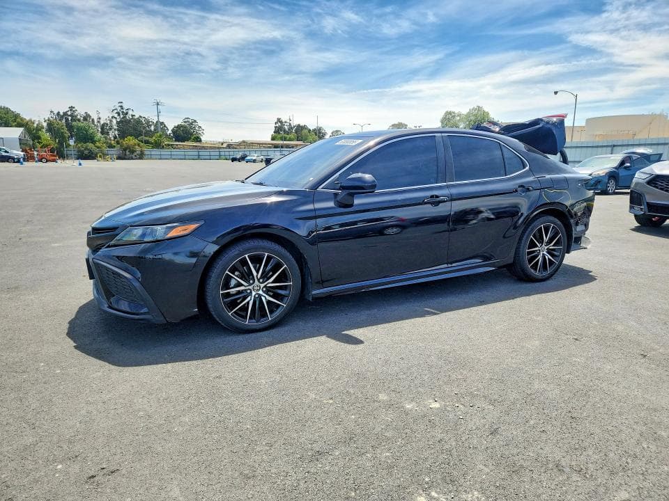 2021 Toyota Camry SE