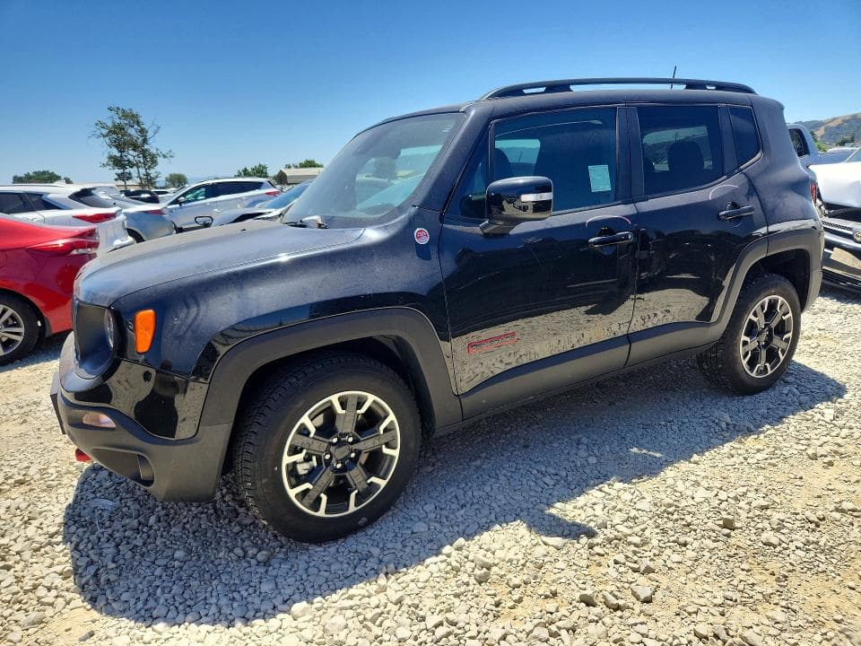 2023 Jeep Renegade Trailhawk