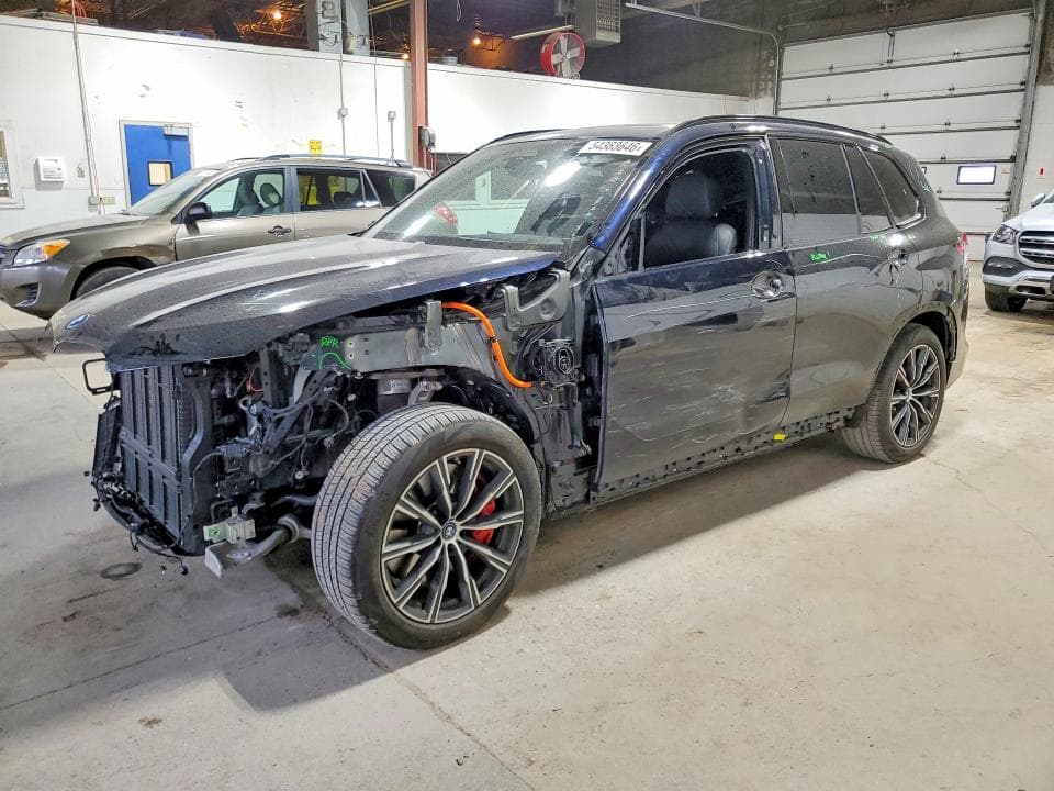 2025 BMW X5 XDRIVE50E