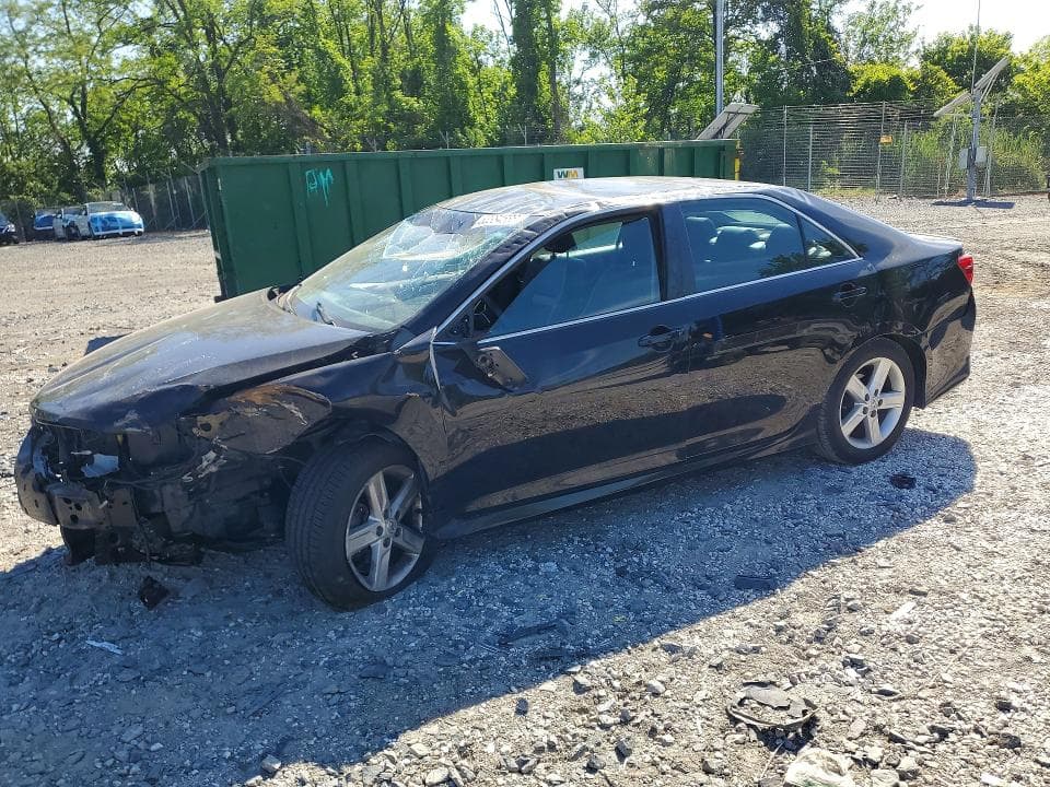 2014 Toyota Camry SE