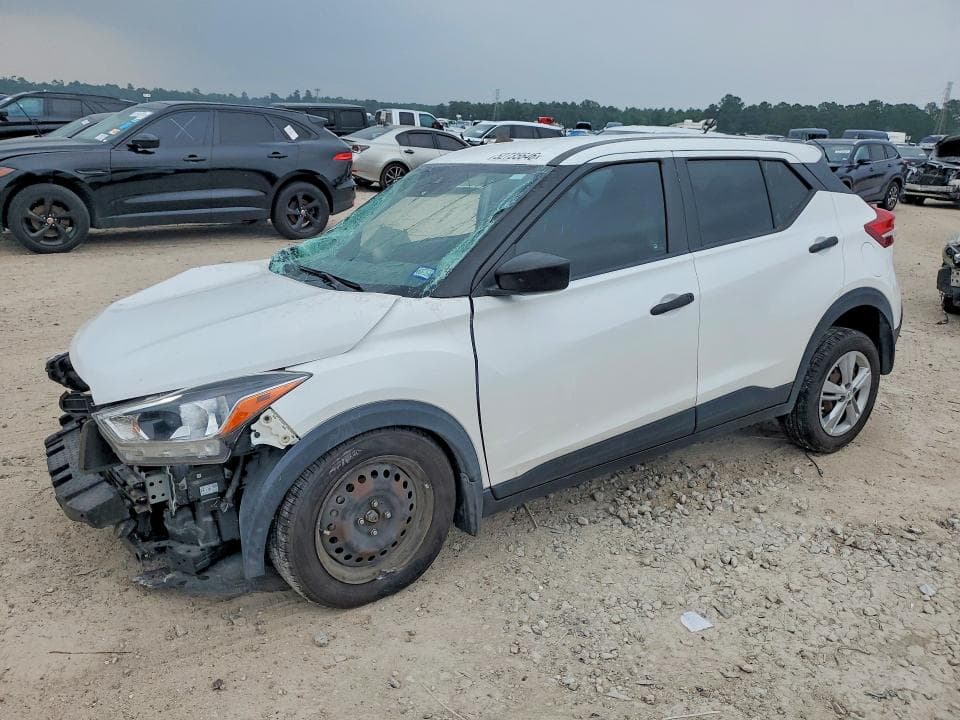 2020 Nissan Kicks S