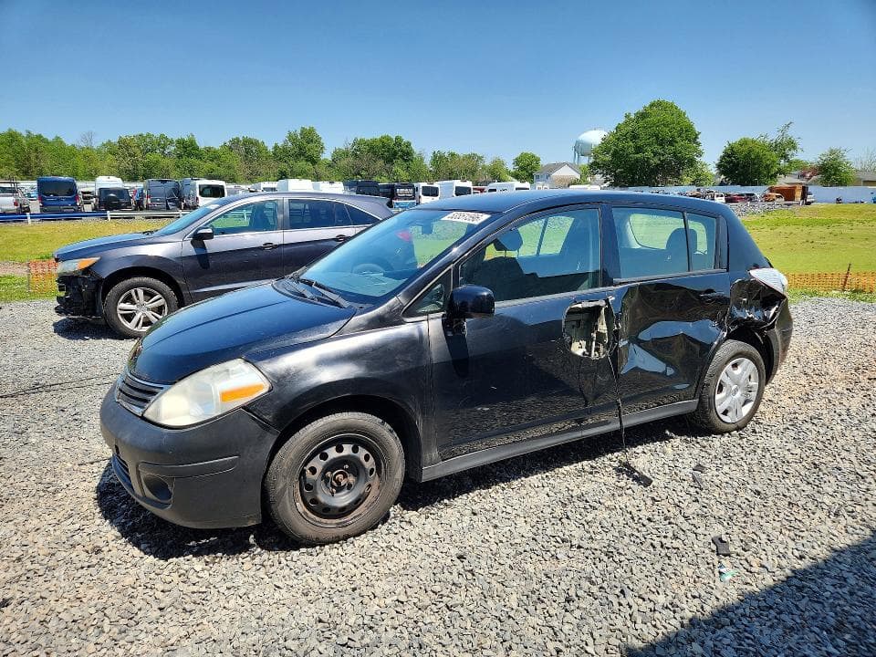 2011 Nissan Versa 1.8 S
