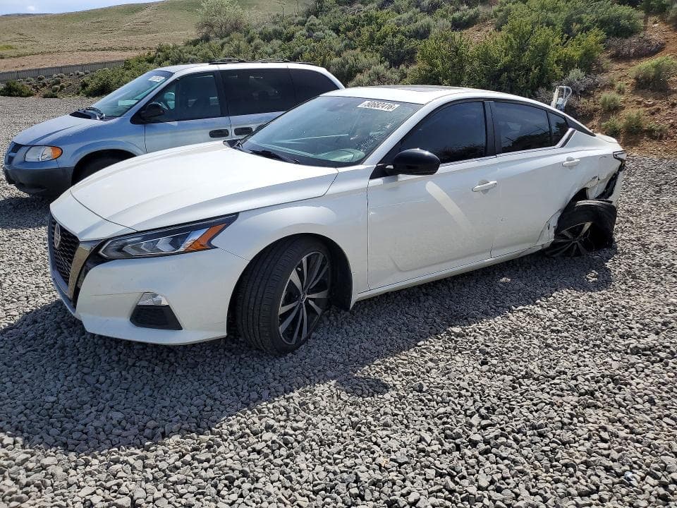2020 Nissan Altima SR