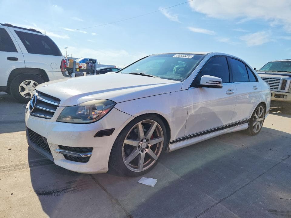 2014 Mercedes-Benz C 250