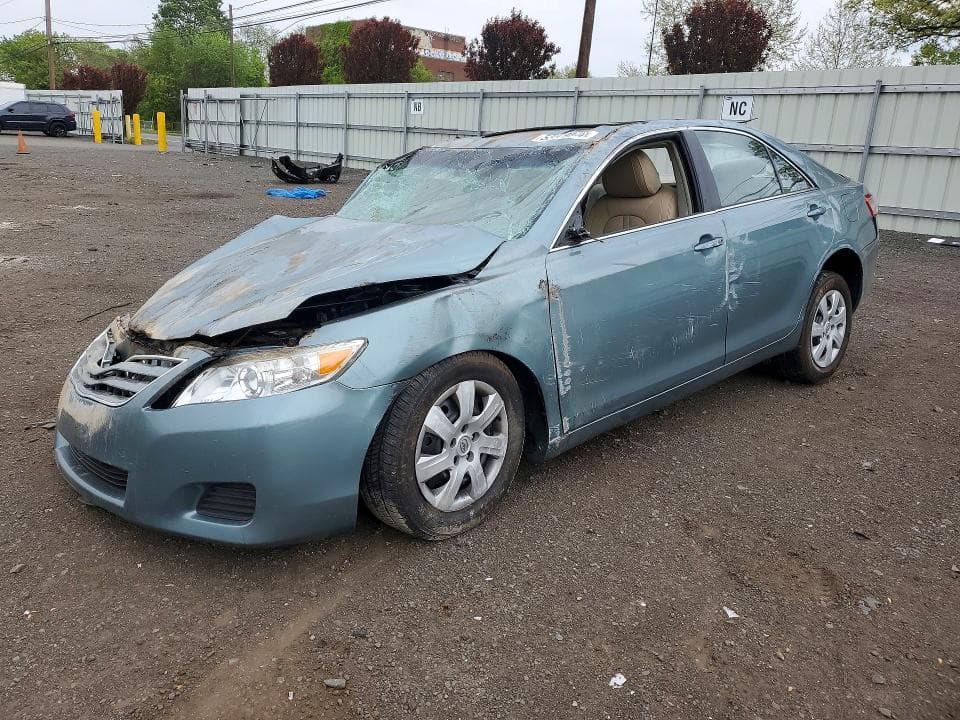 2011 Toyota Camry LE