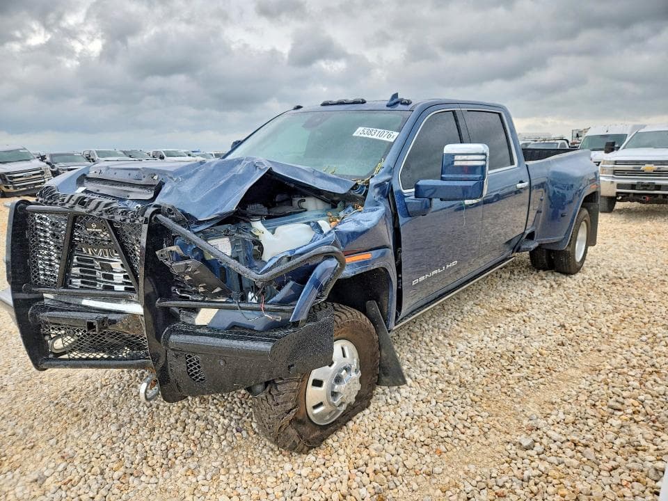 2025 GMC Sierra K3500 Denali