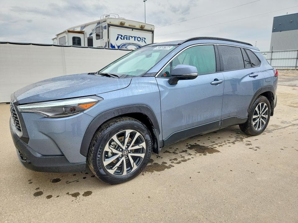 2024 Toyota Corolla Cross XLE