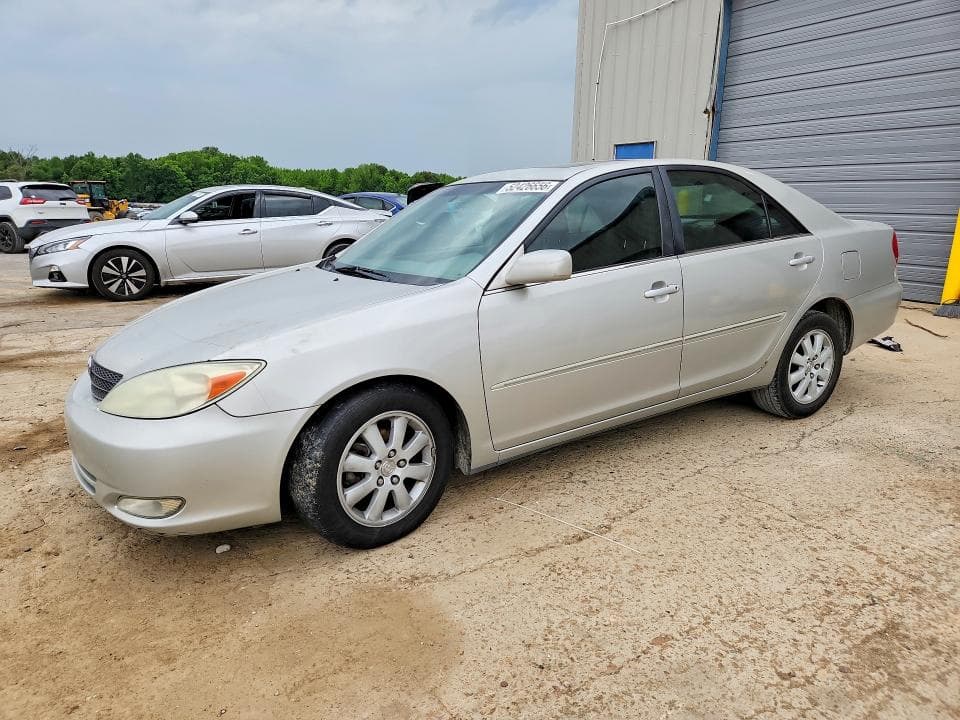 2004 Toyota Camry XLE