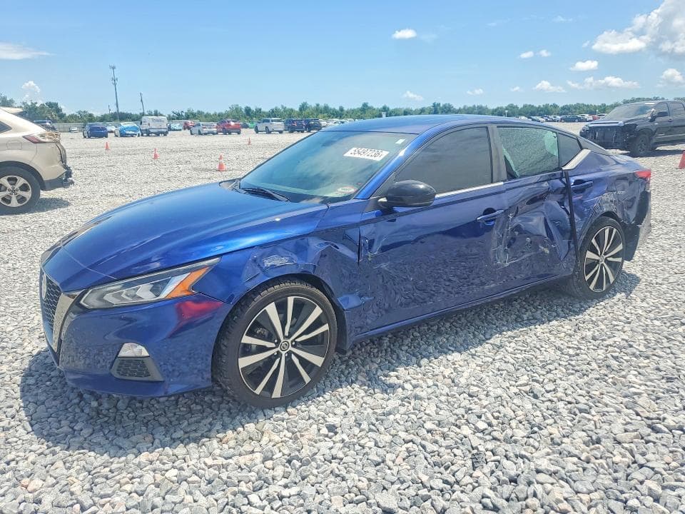 2021 Nissan Altima SR