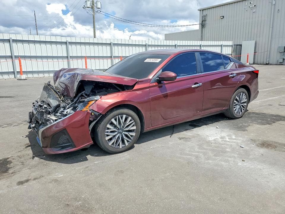 2023 Nissan Altima SV