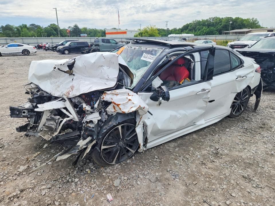 2018 Toyota Camry XSE