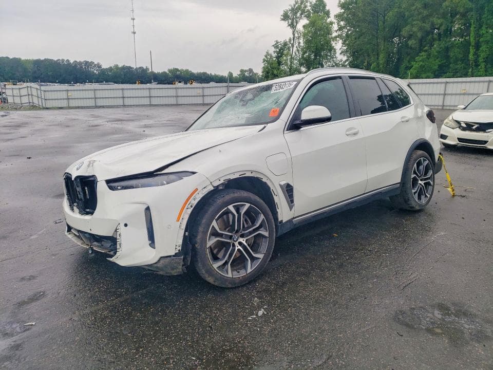 2025 BMW X5 XDRIVE50E
