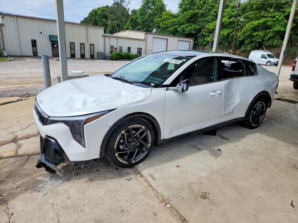 2025 KIA K4 GT Line