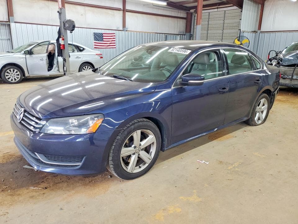 2013 Volkswagen Passat SE