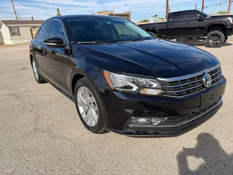 2018 Volkswagen Passat SE