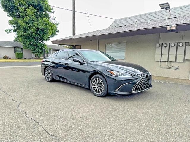 2023 Lexus ES 300H Base