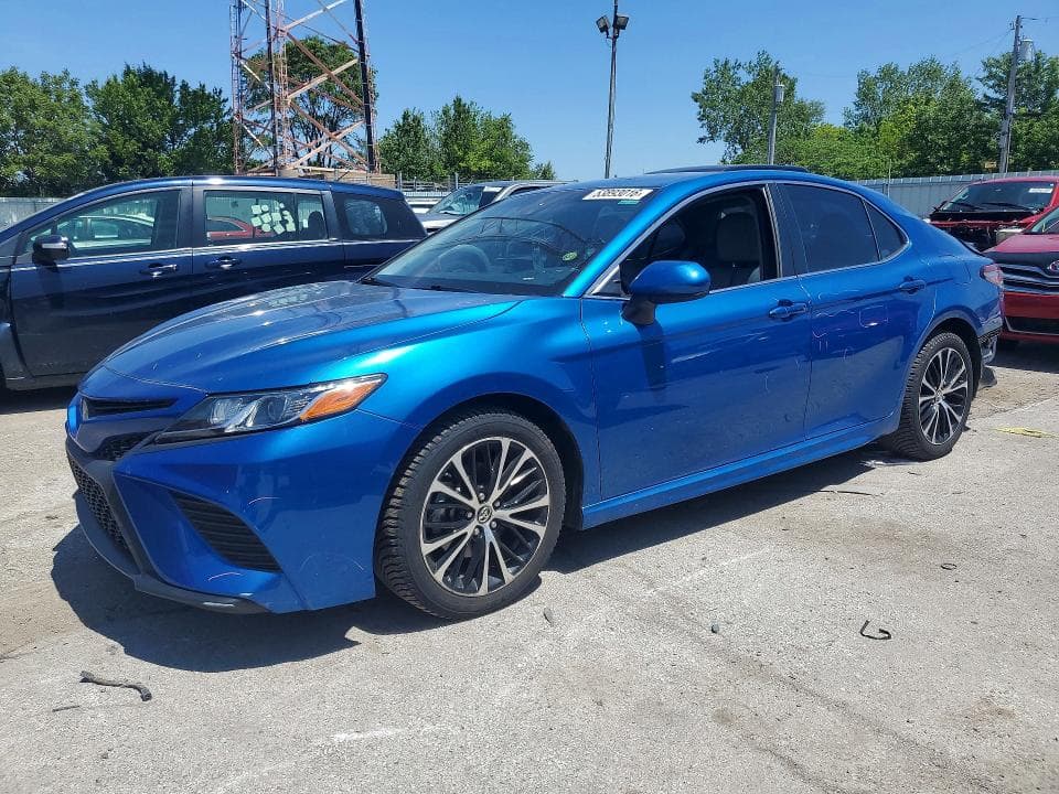 2018 Toyota Camry SE
