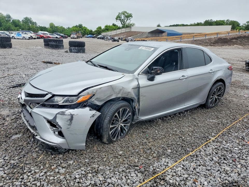 2018 Toyota Camry SE